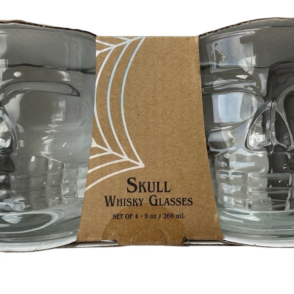 Halloween Skull Whisky Glasses Clear Set of 4 NEW - Picture 3 of 6